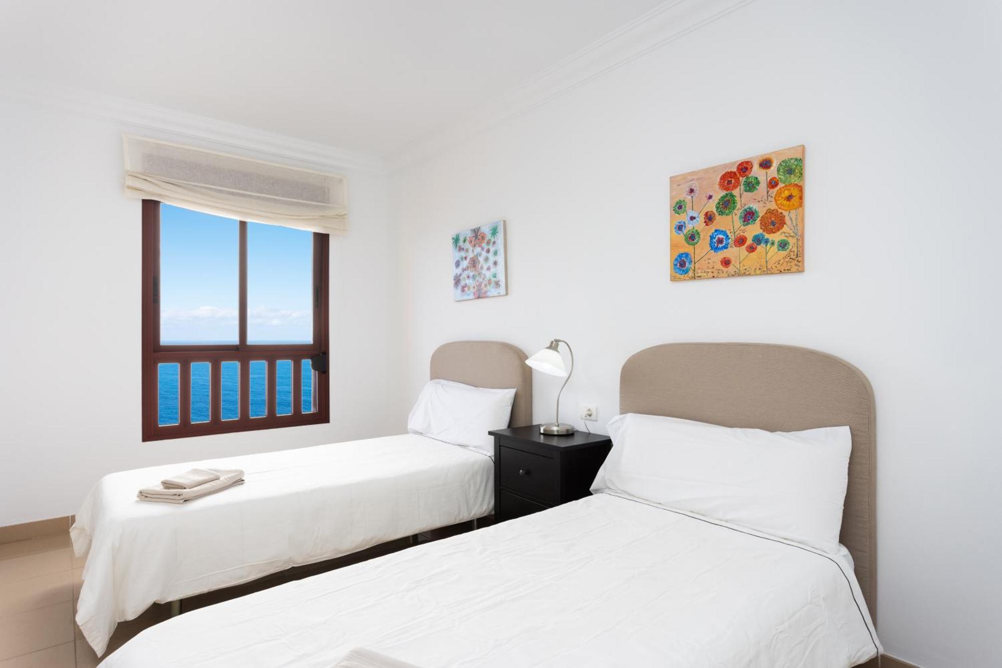 Home2Book Comfy Apartment With Ocean Views Radazul מראה חיצוני תמונה